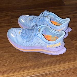 Hokas Kawana Road Running shoes, size 7